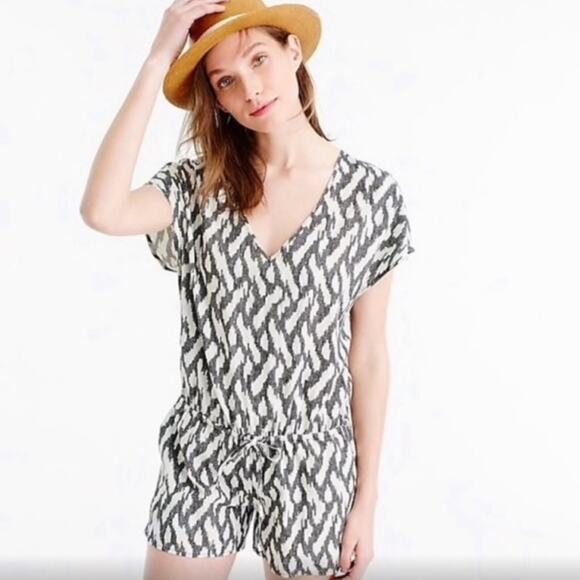 J. Crew Tie Waist Linen Blend Ikat Print Lightweight V-neck Romper Size XL - Picture 1 of 16